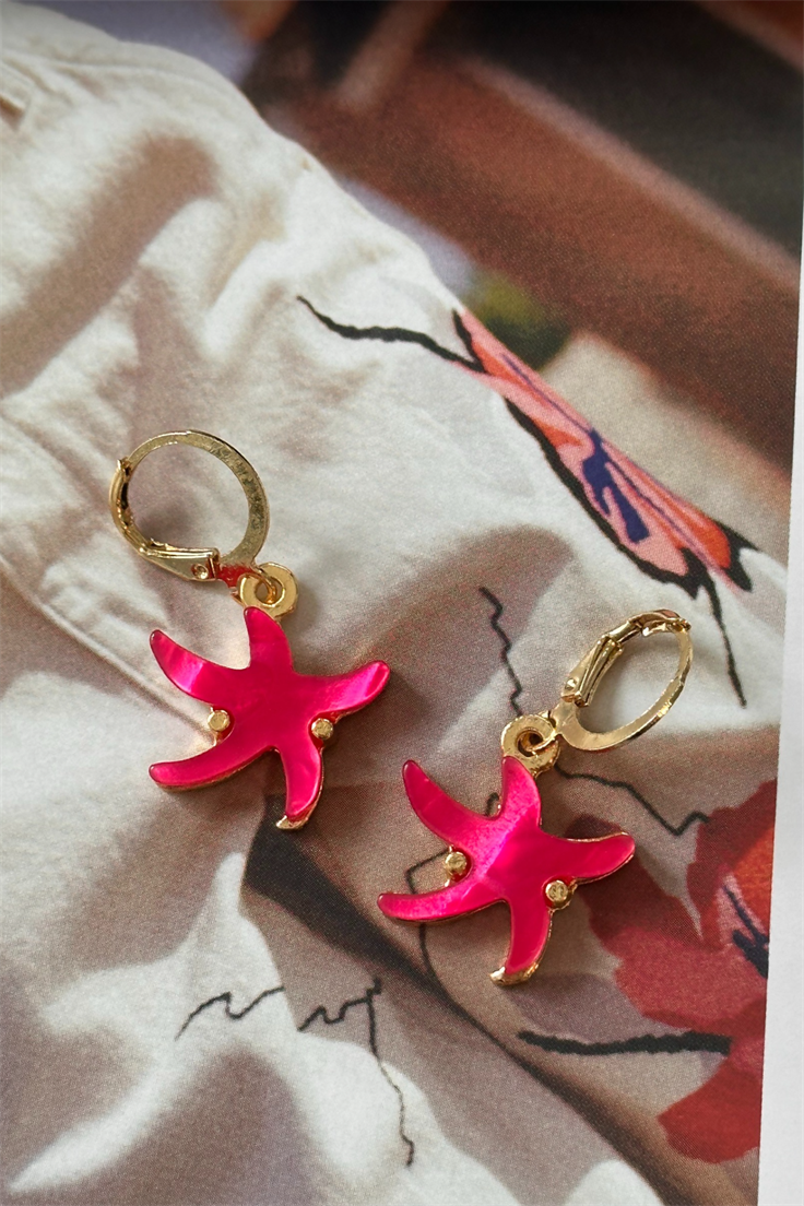 Pembe Renkli Deniz Yıldızı Figürlü Küpe