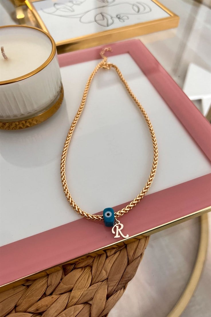 R Harfli ve Nazar Sallantılı Örme Zincirli Kolye Gold