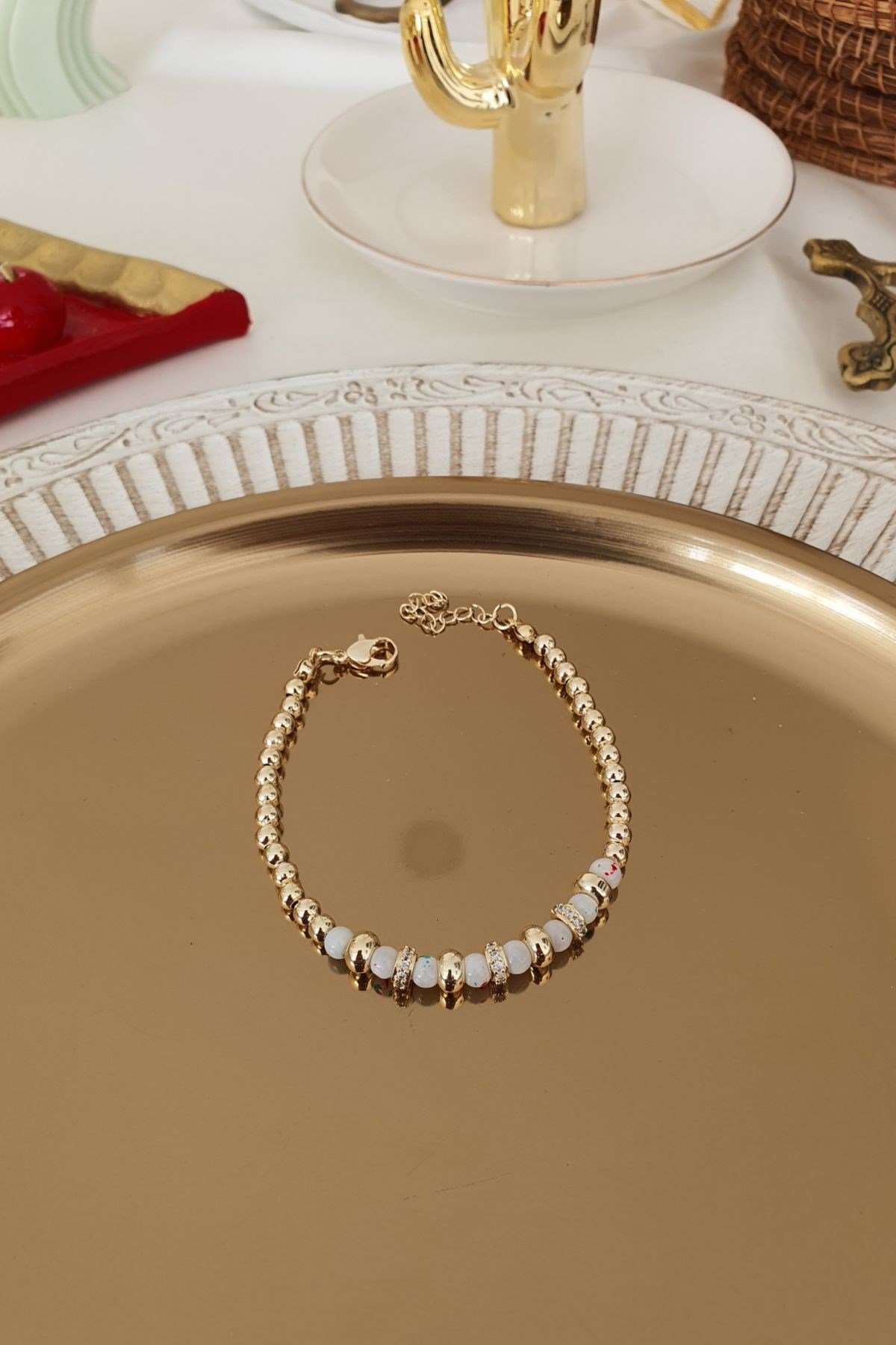 Renkli Beyaz Boncuklu Topçuk Bileklik Gold
