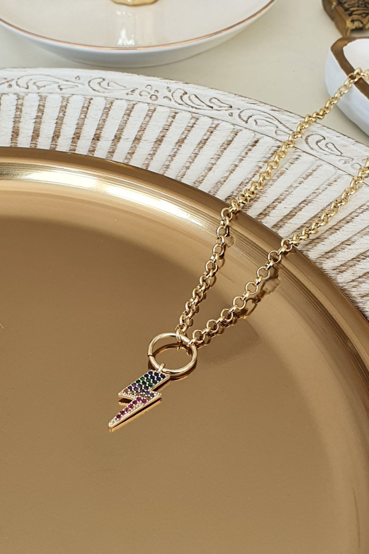 Renkli Zirkon Taşlı Şimşek Model Kolye Gold