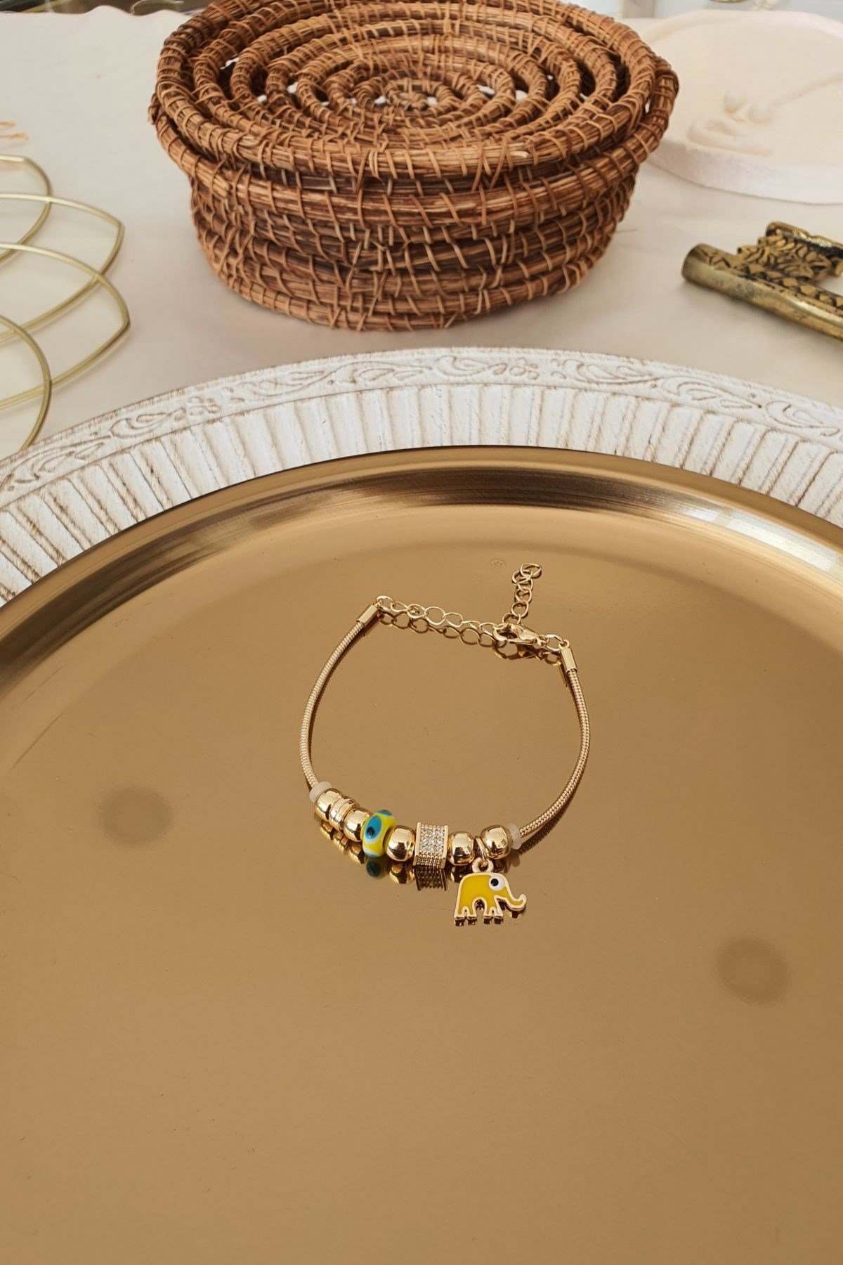 Sarı Renk Fil Ve Nazar Detay Fil Pandora Bileklik Gold
