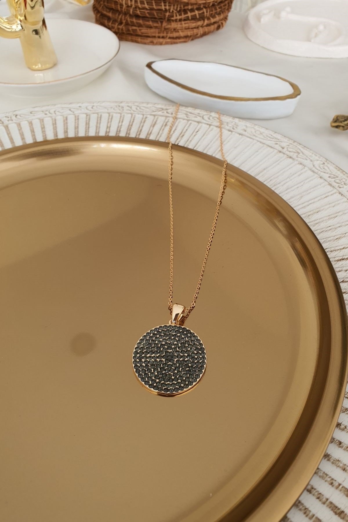 Siyah Zirkon Taşlı Daire Kolye Gold