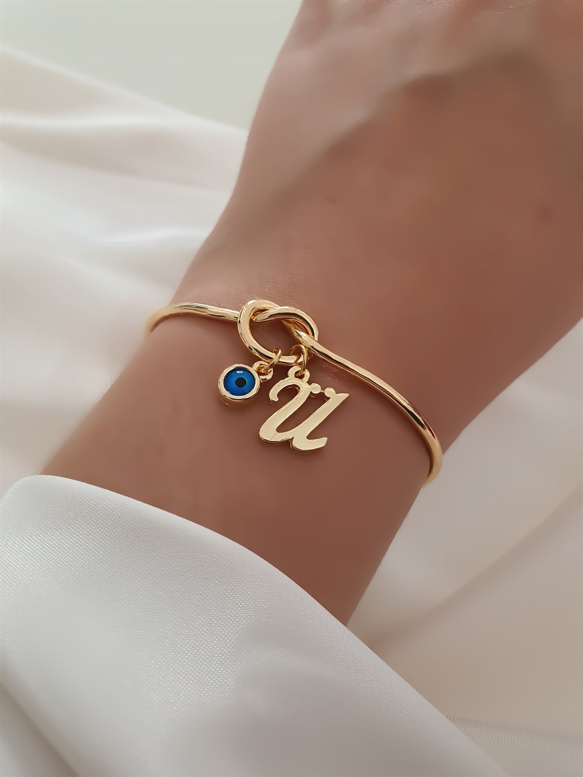 Ü Harfli ve Nazar Sallantılı Düğüm Bilezik Gold