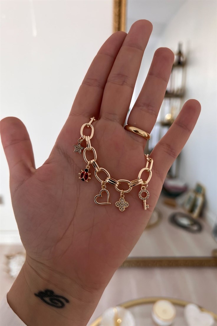 Uğur Böceği Model Şans Bilekliği Gold