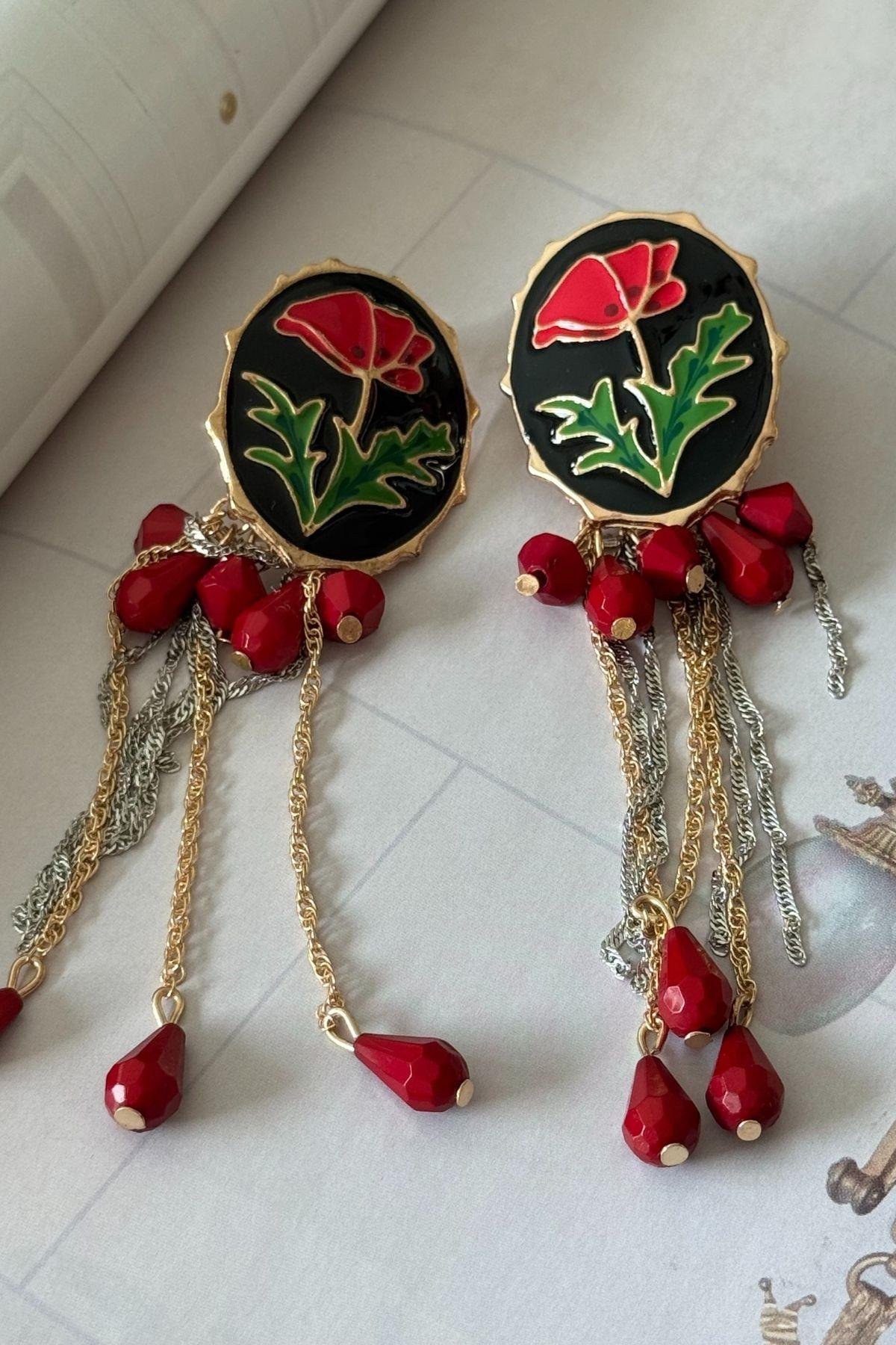 Vip Gül Desenli Zincir Sallantılı Marka Küpe