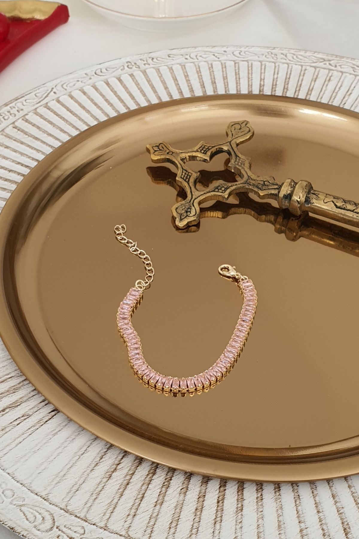 Vip Model Pembe Renk Baget Suyolu Bileklik Gold
