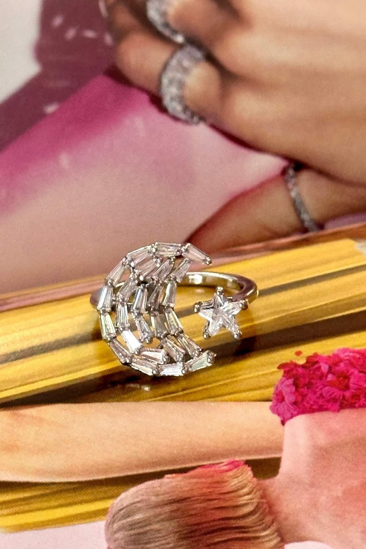 Vip Zirkon Baget Taşlı Ay Yıldız Yüzük