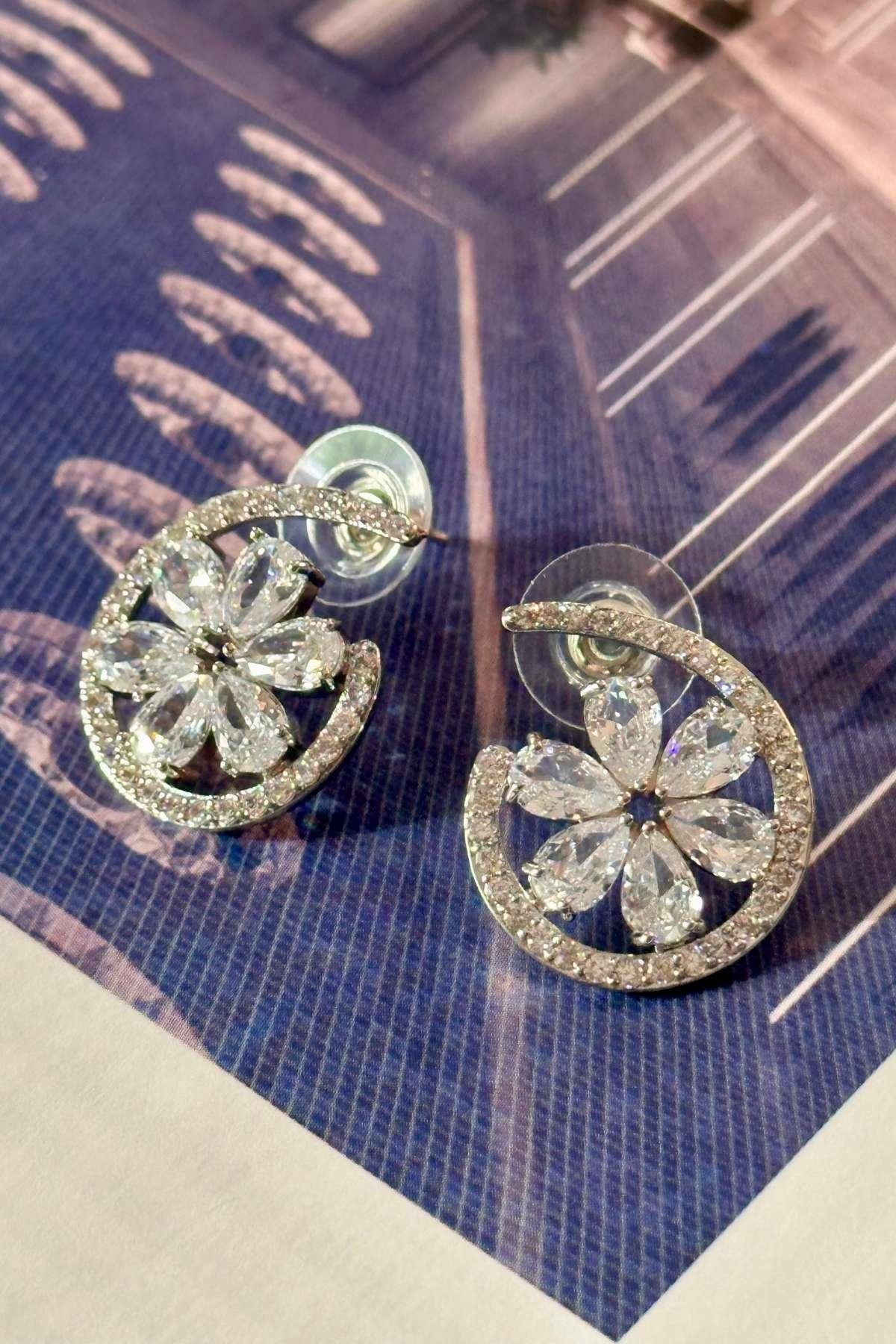 Vip Zirkon Taşlı Çiçek Küpe