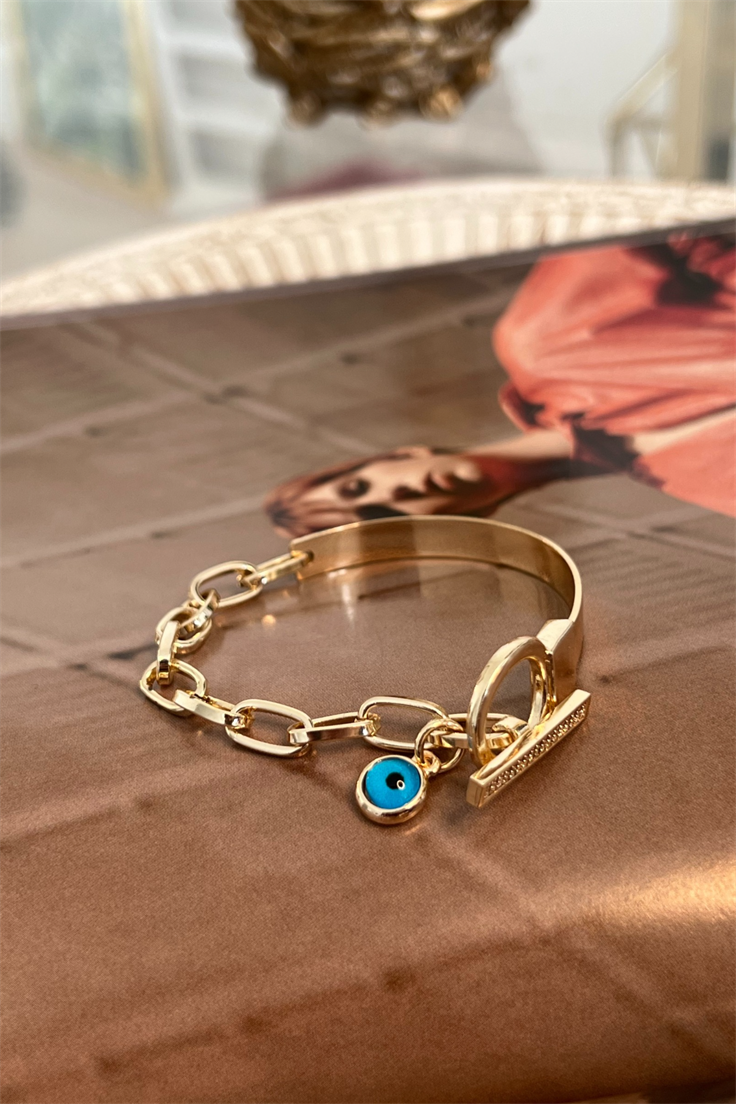 Yarısı Zincir Yarısı Plaka Model Nazar Sallantılı Kelepçe Gold