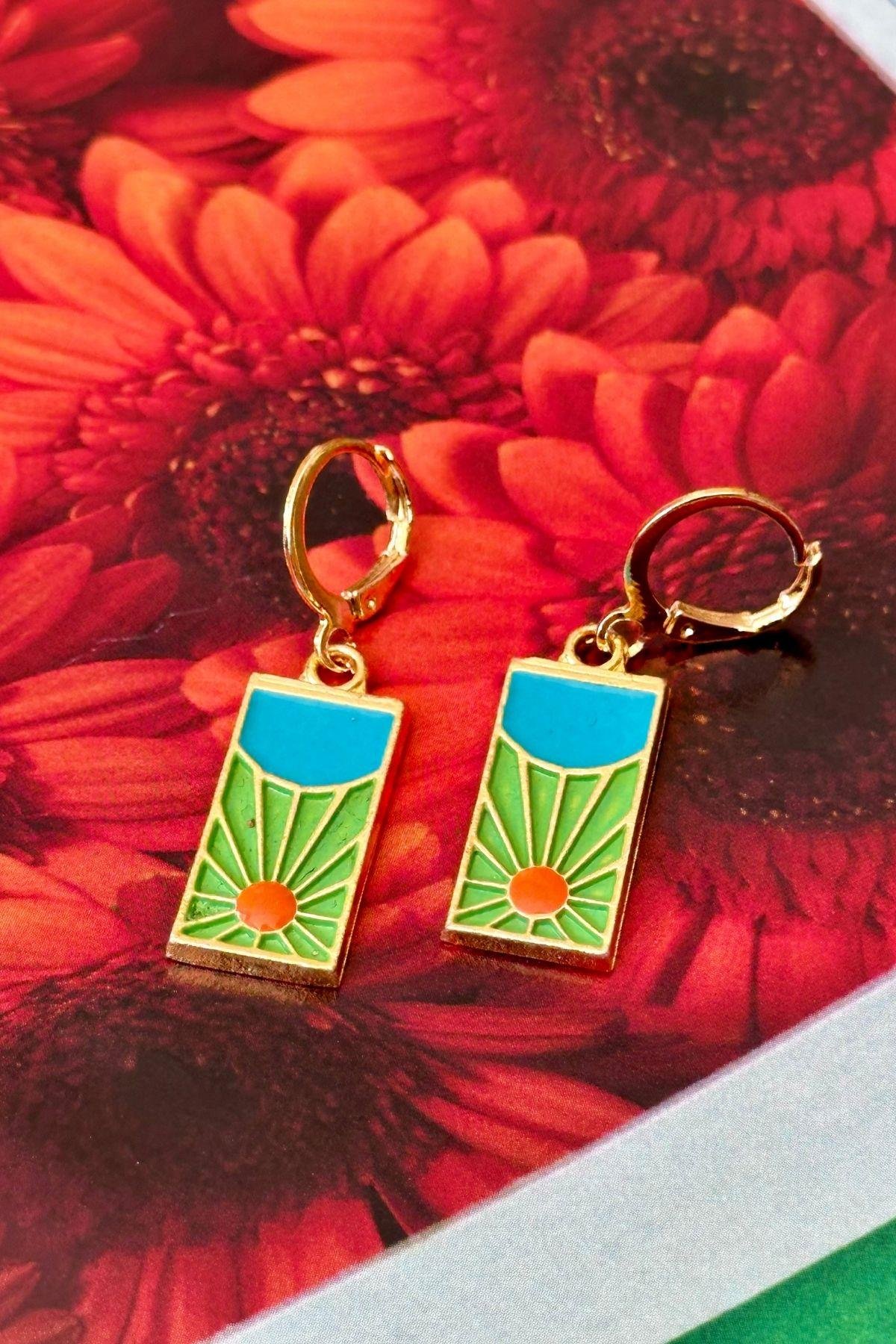 Yeşil Renkli Güneş Küpe