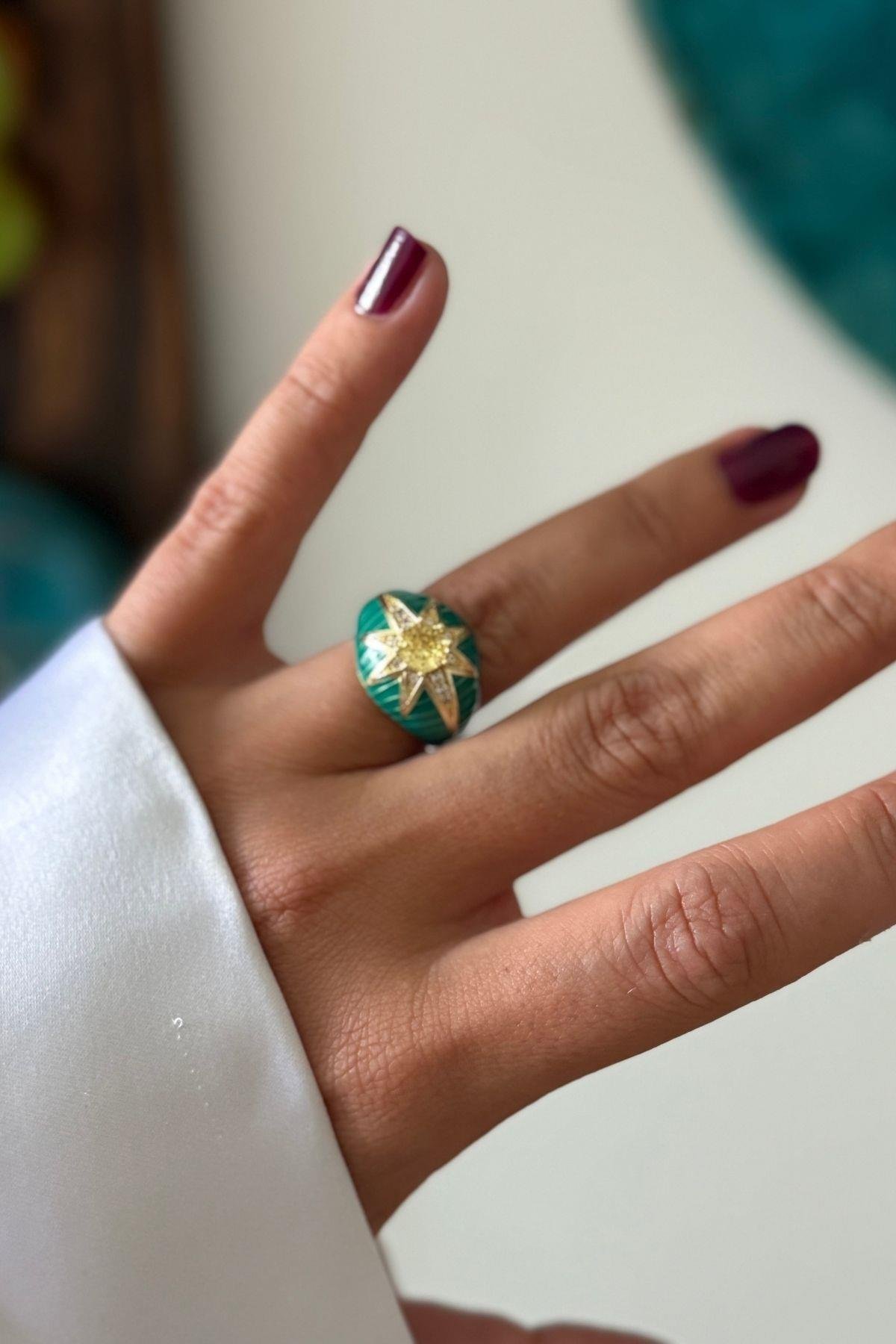 Yeşil Renkli Şövalye Yüzük