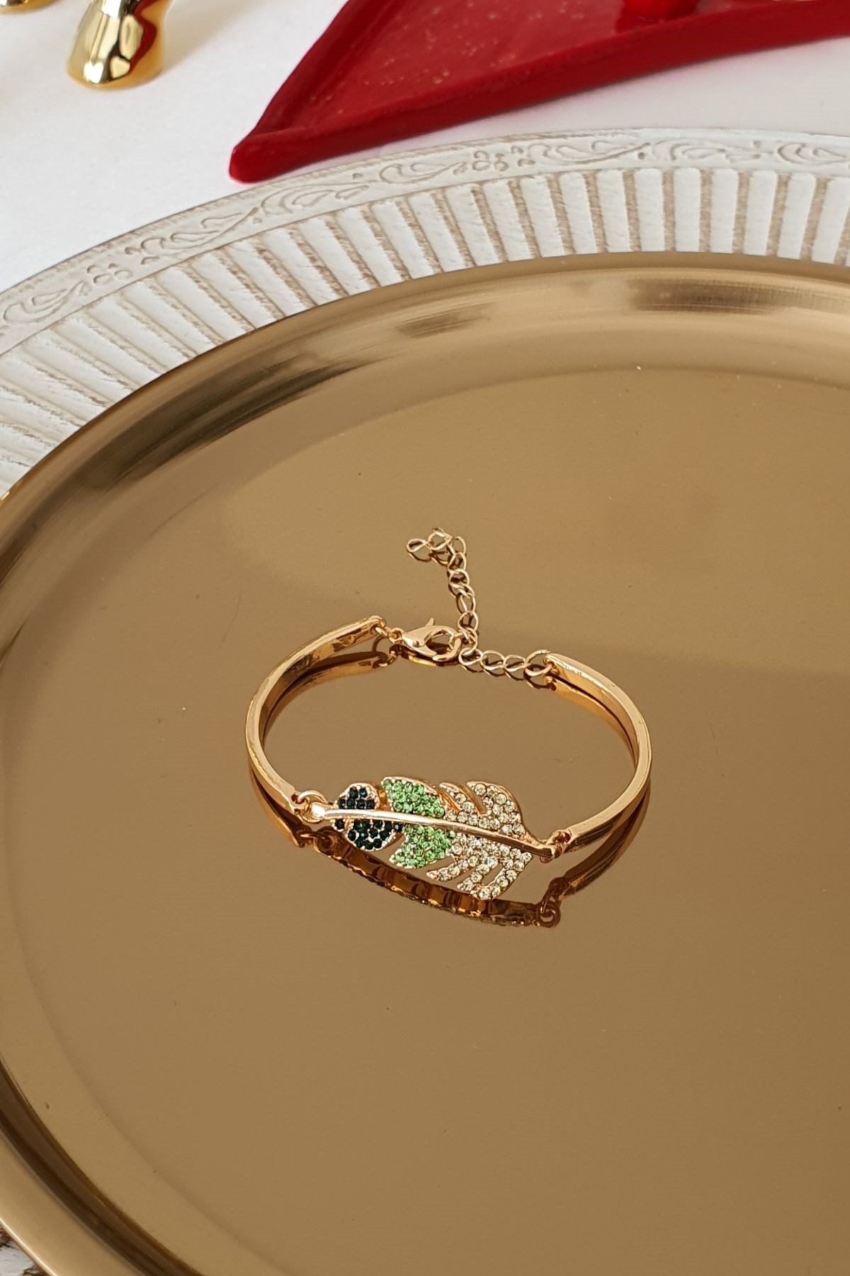 Yeşil Zirkon Taşlı Yaprak Model Plaka Bileklik Gold