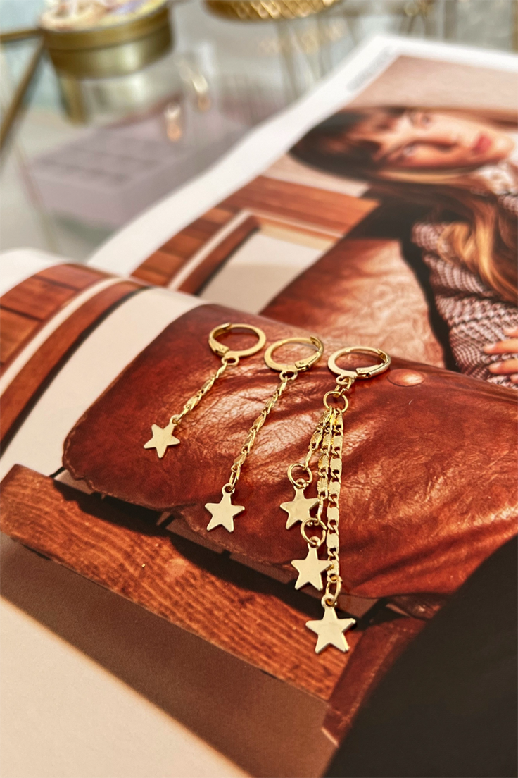 Yıldız Model Zincir Sallantılı Set Küpe Gold