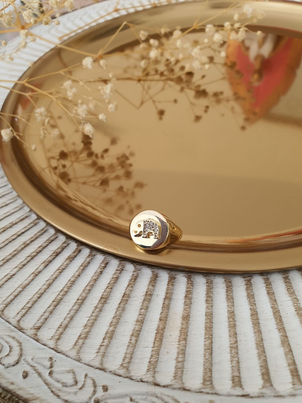 Zirkon Taşlı Fil Plaka Model Yüzük Gold