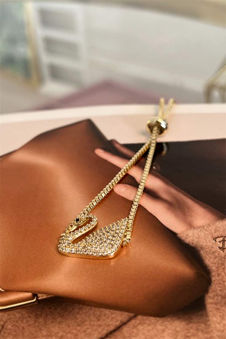 Zirkon Taşlı Kuğu Model Asansör Ayarlı Bileklik Gold