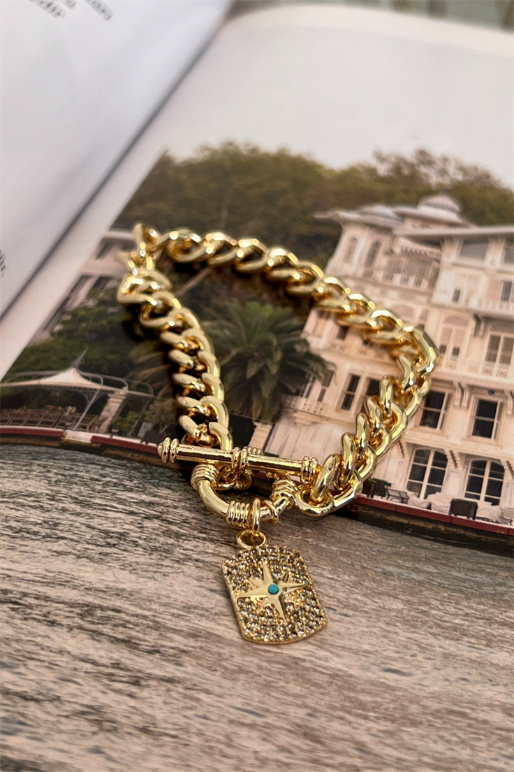 Zirkon Taşlı Kutup Model Önden Kilitli Bileklik Gold