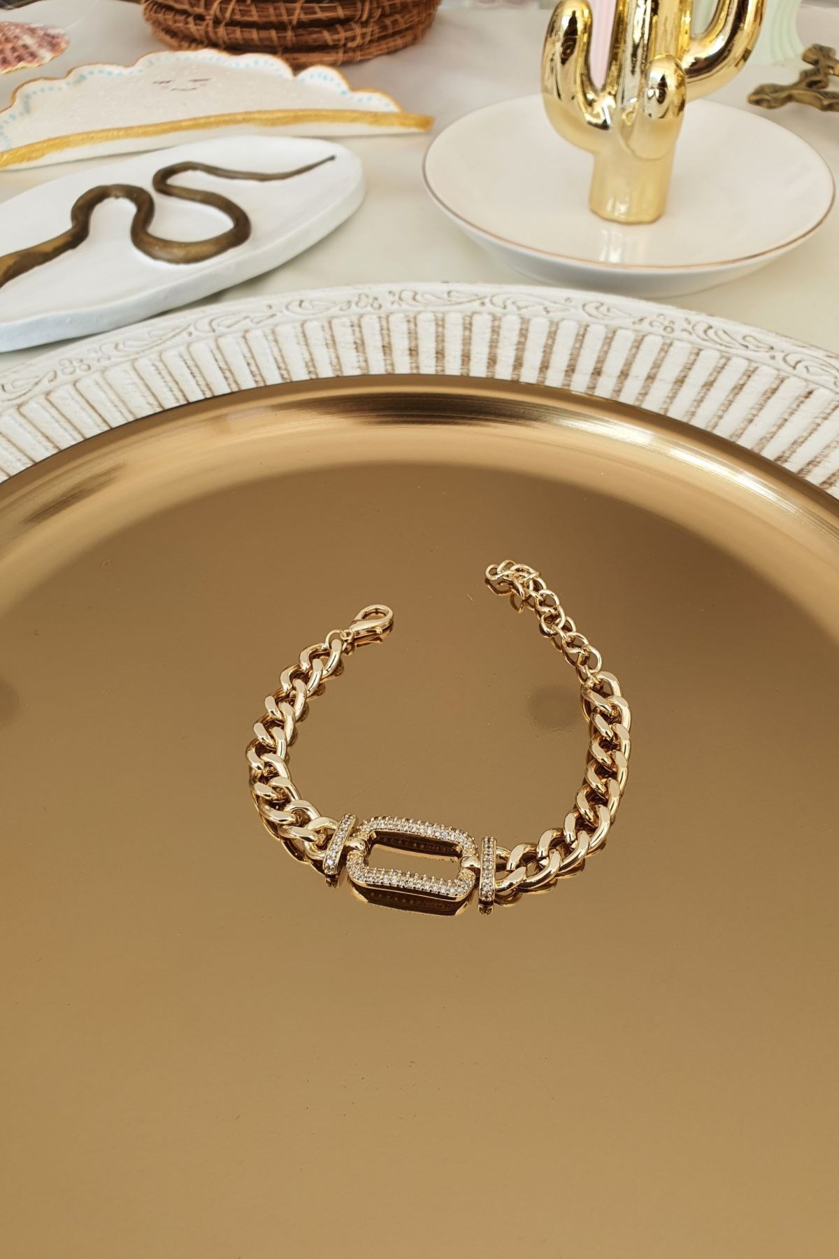 Zirkon Taşlı Oval Model Nostalji Künye Gold