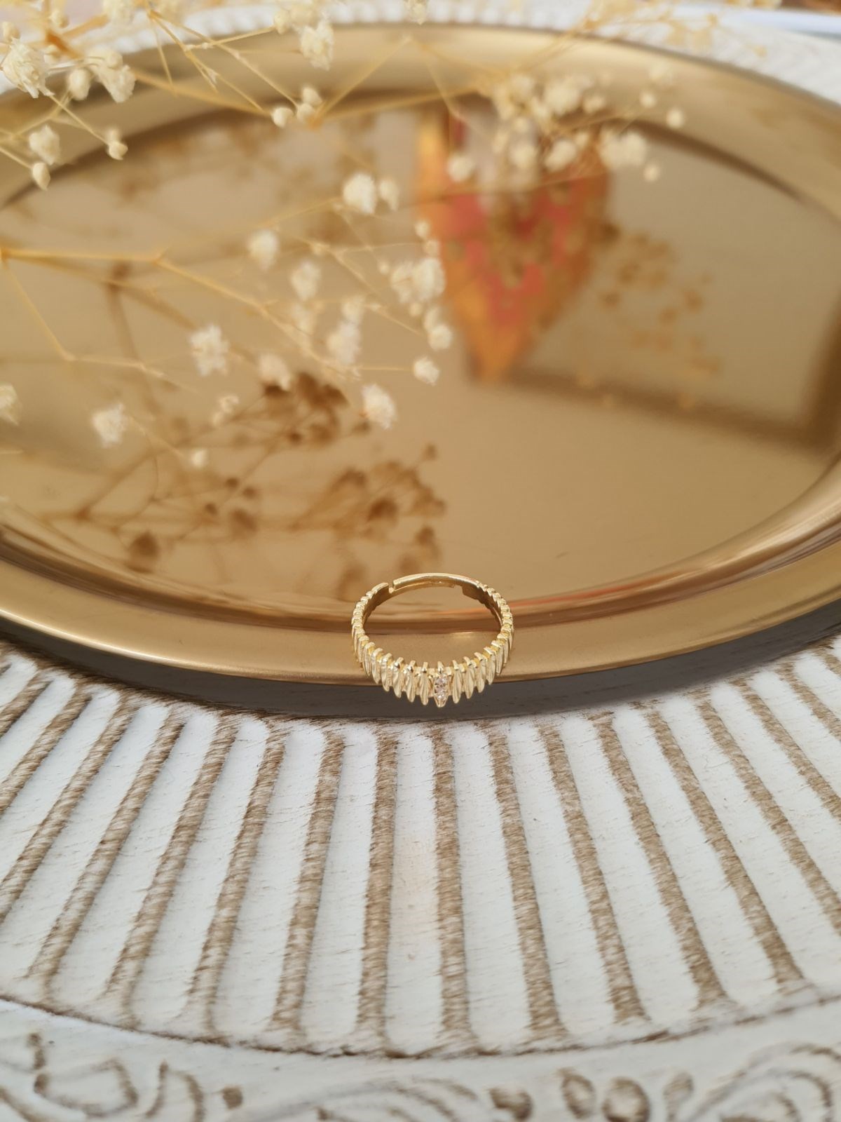 Zirkon Taşlı Serçe Parmak Yüzük Gold