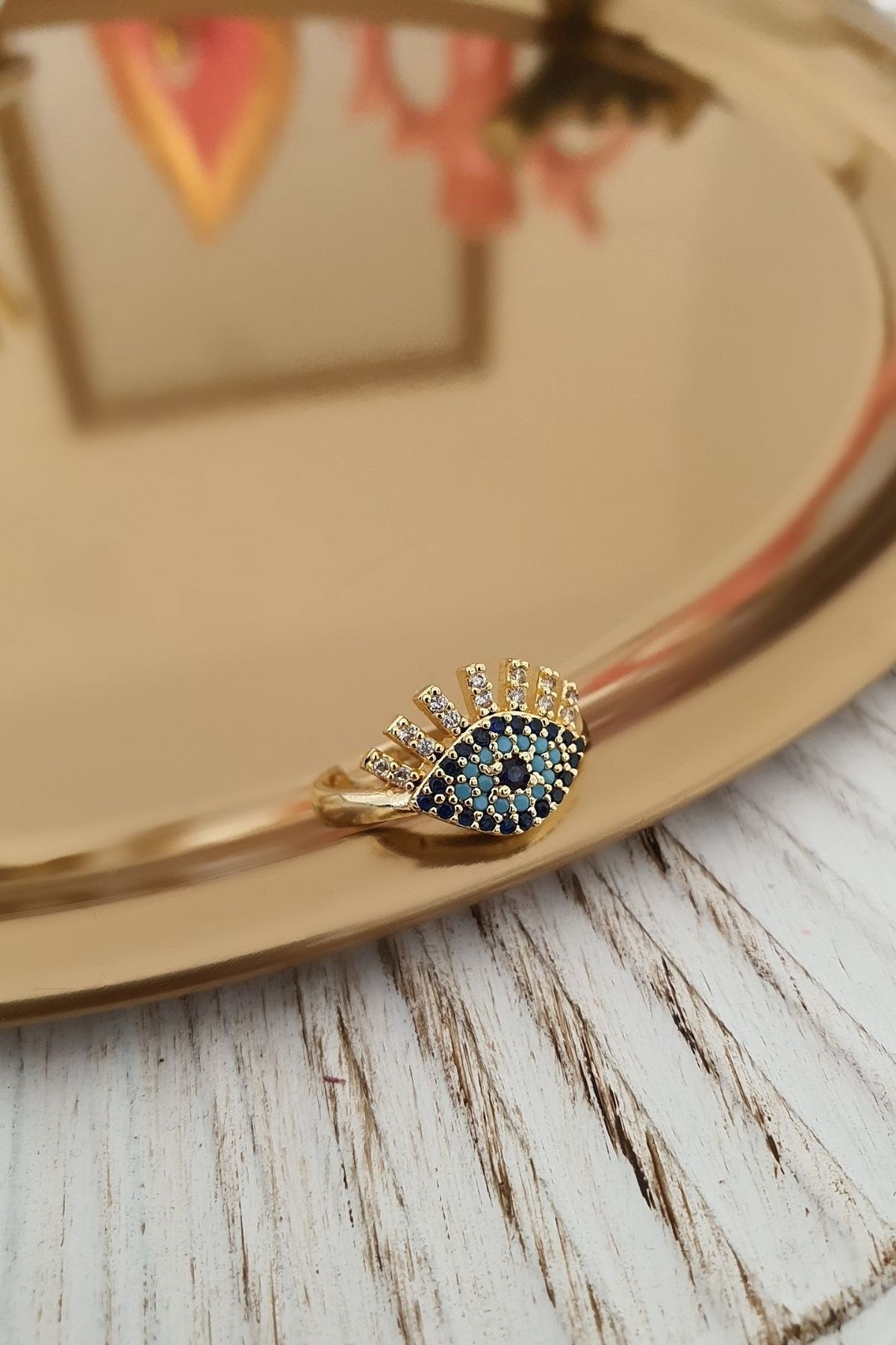 Zirkon Taşlı Yeni Model Göz Kirpik Model Ayarlı Yüzük Gold