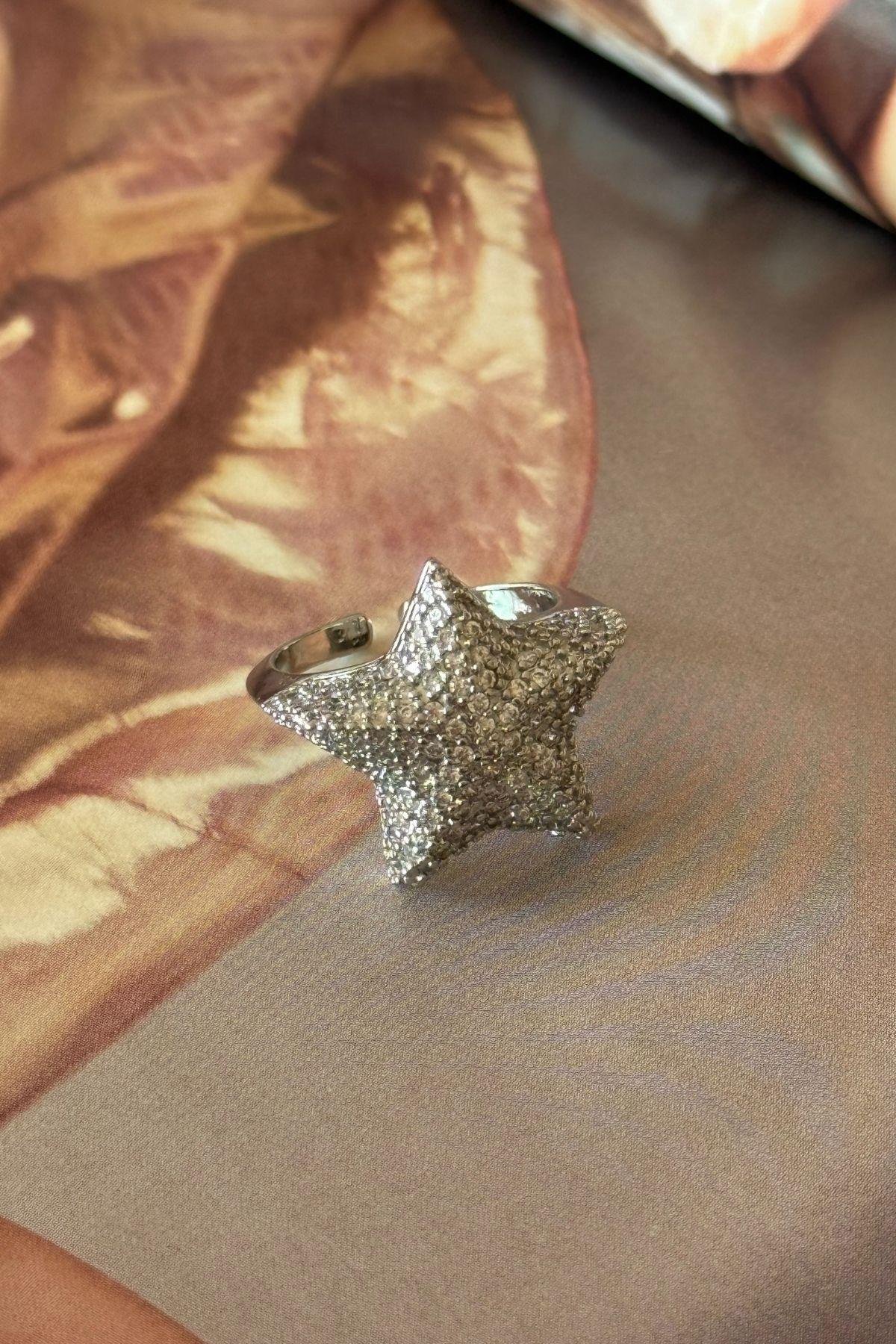 Zirkon Taşlı Yıldız Yüzük