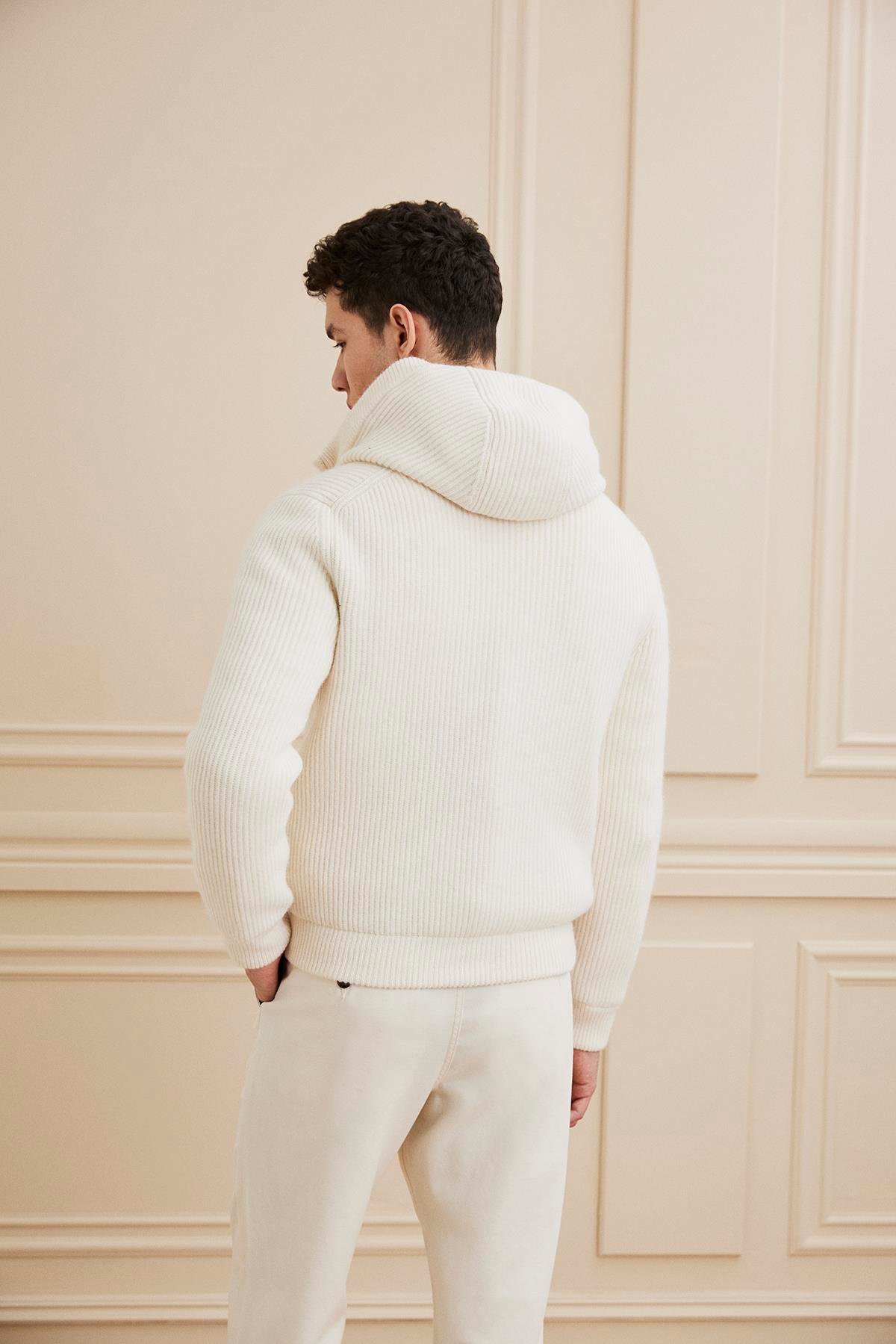Shaky Men's Knitted Jacket Off White