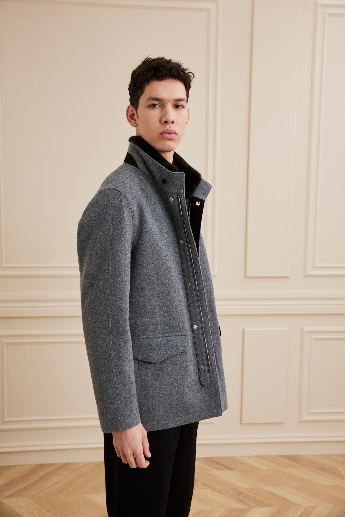 Shaky Men's Loro Piana 90%Wool 10% Cashmere Fabric Short Coat with Nutria trimming Light Grey