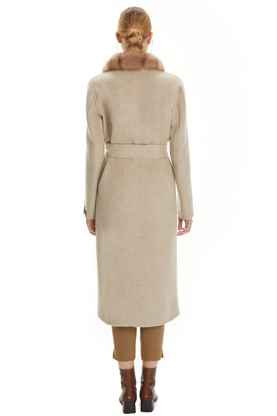 Shaky Women's 70% Alpaca 30% Polia Fabric Short Coat with Sable trimming