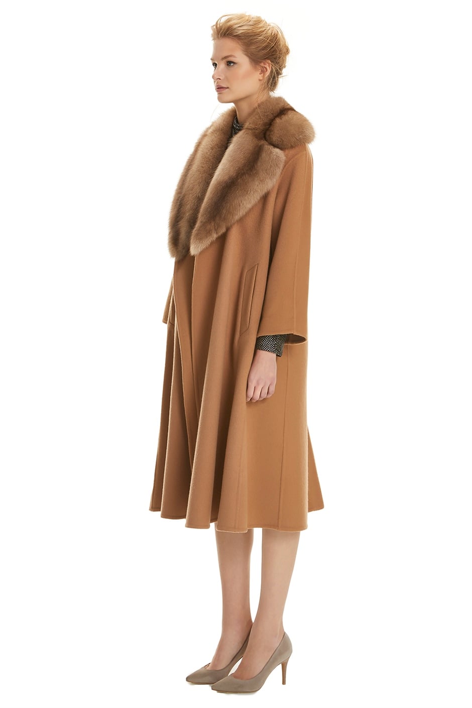 Shaky Women's Isea 95% Wool 5% Cashmere Fabric Coat with Sable trimming
