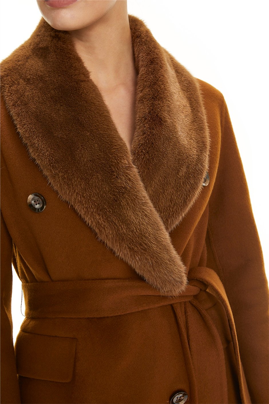 Shaky Women's Isea 95% Wool 5% Cashmere Fabric Coat with Mink trimming