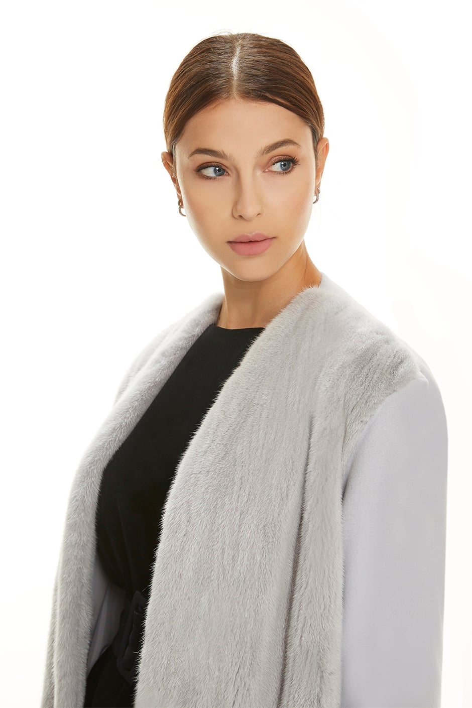 Shaky Women's Isea 95% Wool 5% Cashmere Fabric Coat with Mink trimming