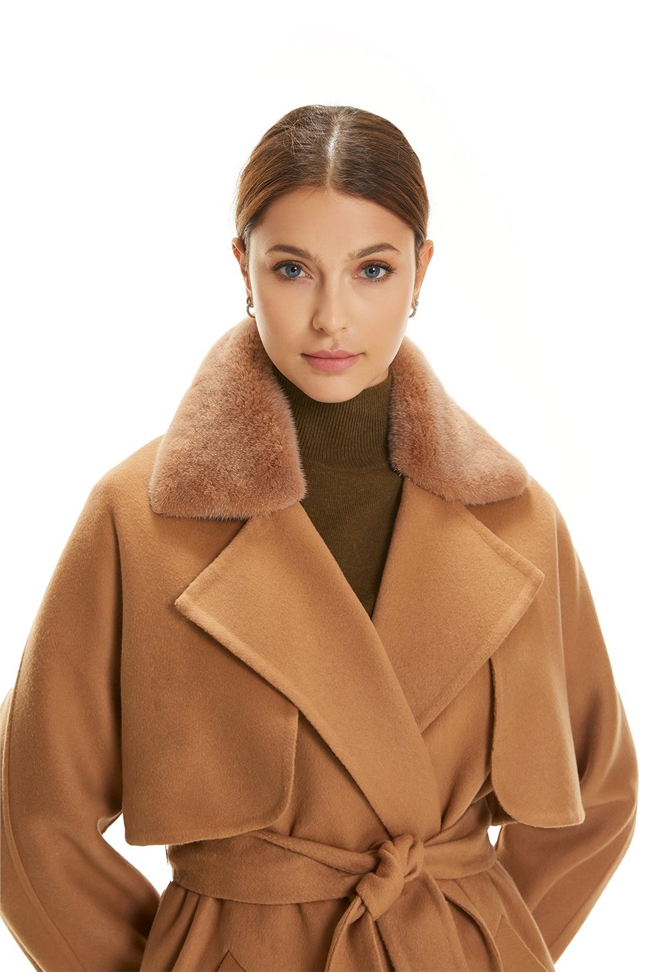 Shaky Women's Isea 95% Wool 5% Cashmere Fabric Coat with Mink trimming