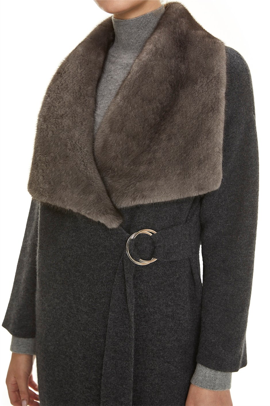 Shaky Women's Knitted Coat with Mink trimming