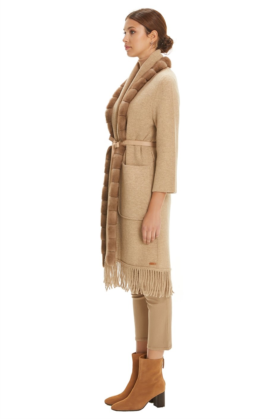 Shaky Women's Knitted Coat with Mink trimming