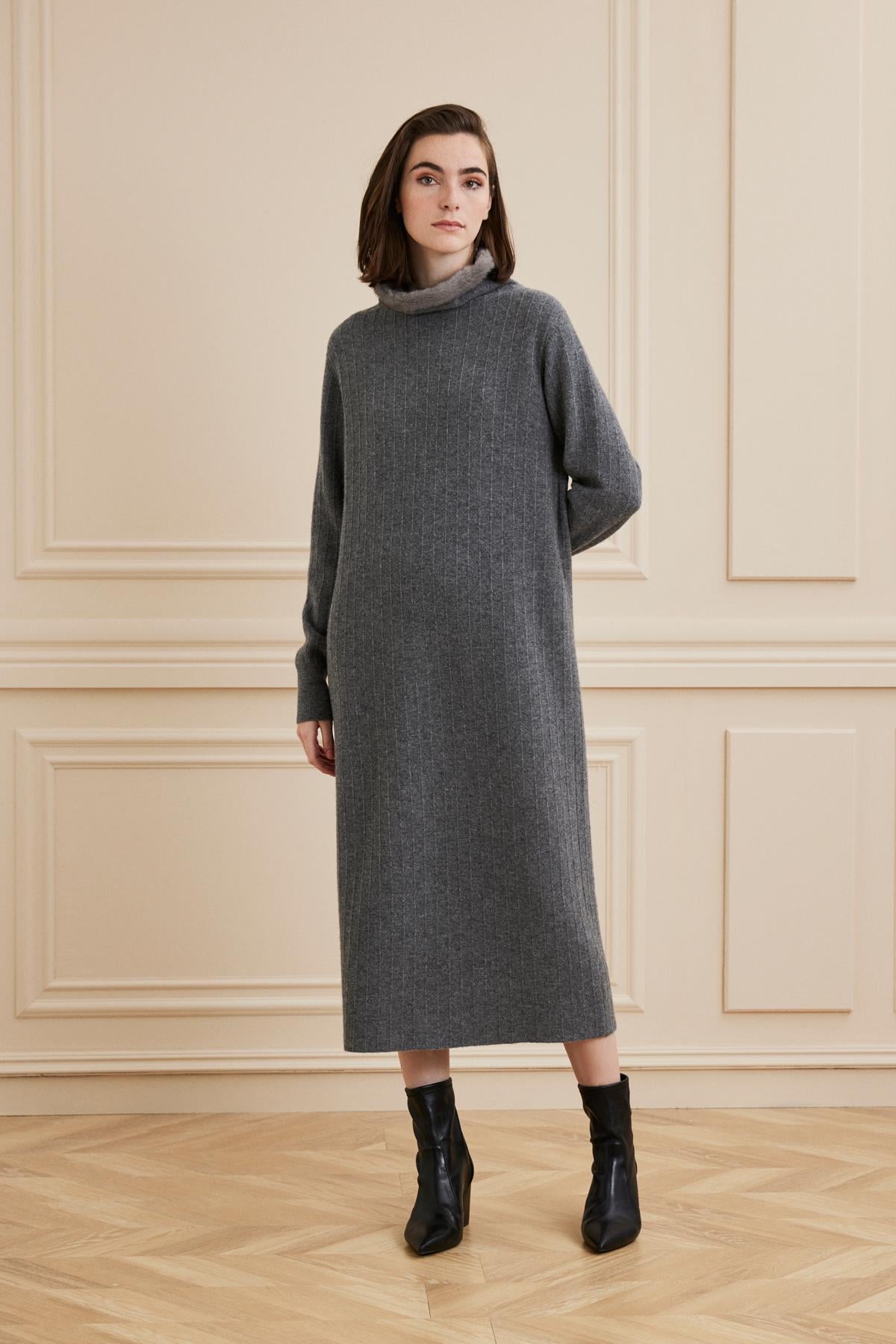 Shaky Women's Knitted Dress With Mink Trimming Grigio-3