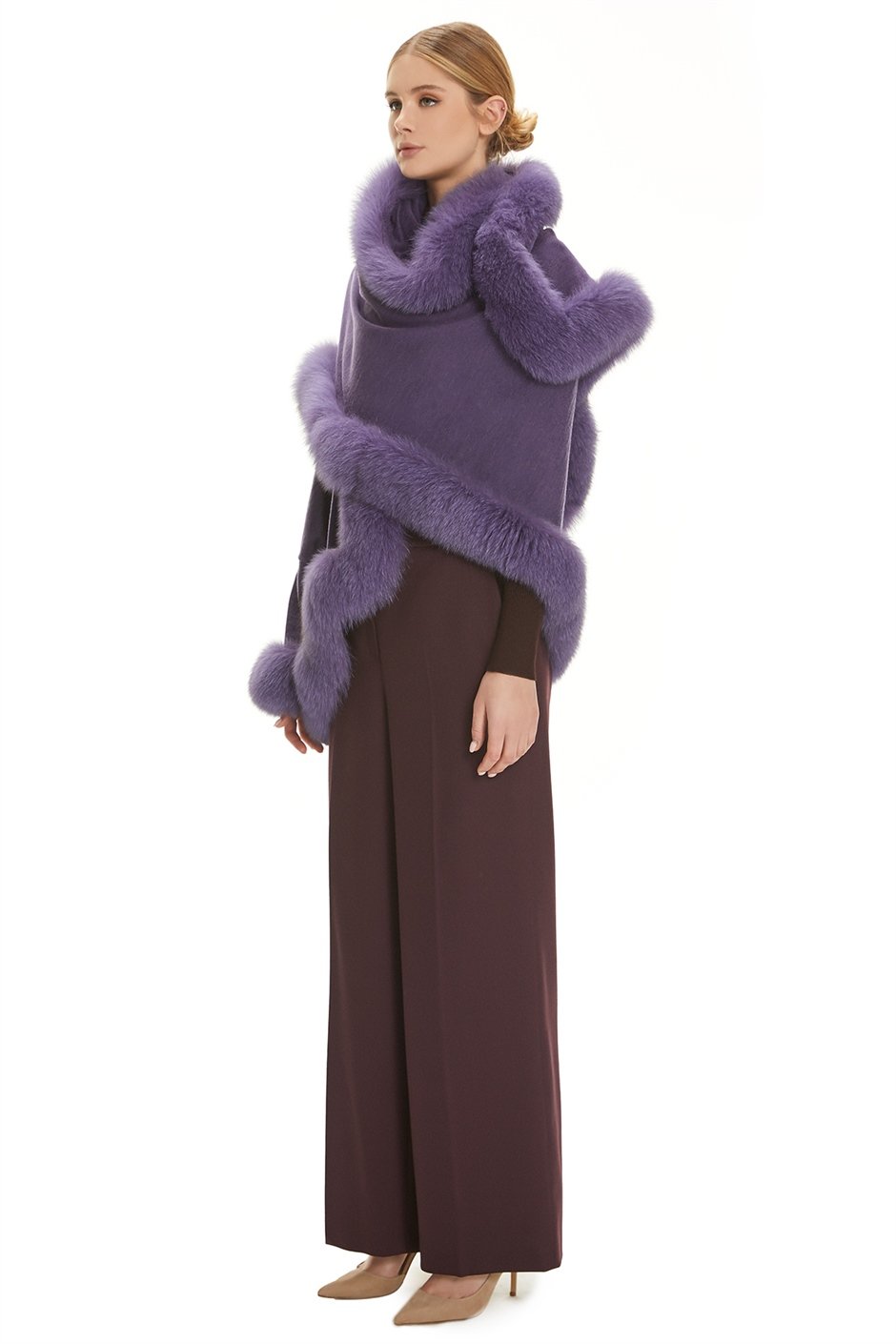 Shaky Women's Knitted Scarf with Fox trimming