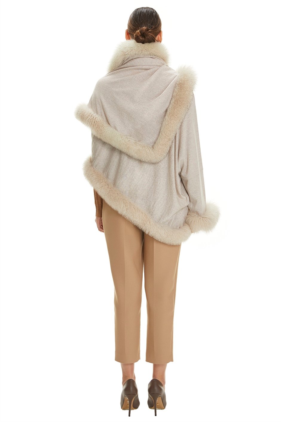 Shaky Women's Knitted Scarf with Fox trimming