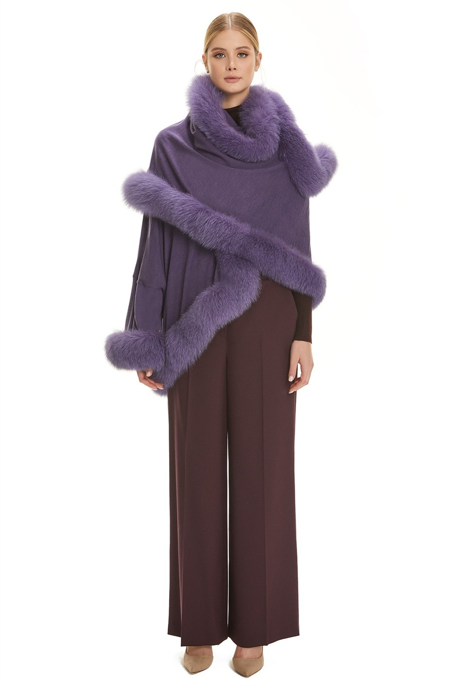 Shaky Women's Knitted Scarf with Fox trimming