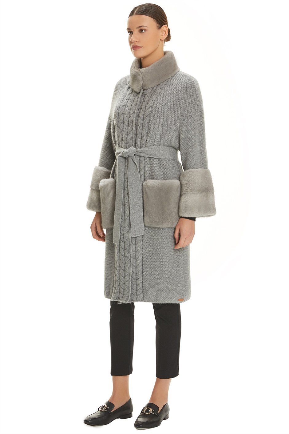 Shaky Women's Knitted Short Coat with Mink trimming