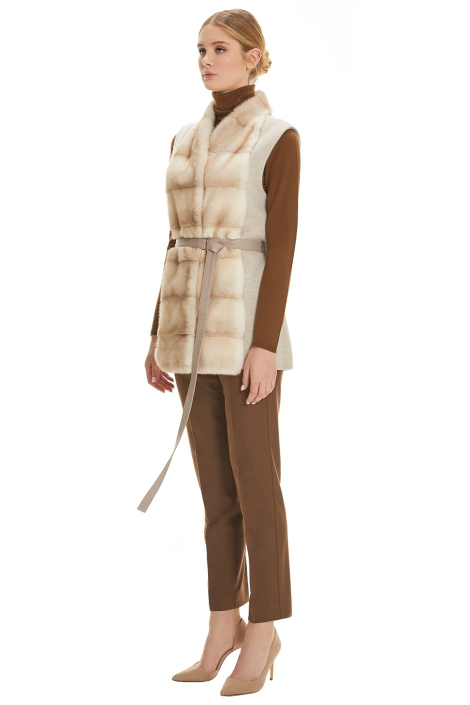 Shaky Women's Knitted Waistcoat with Mink trimming