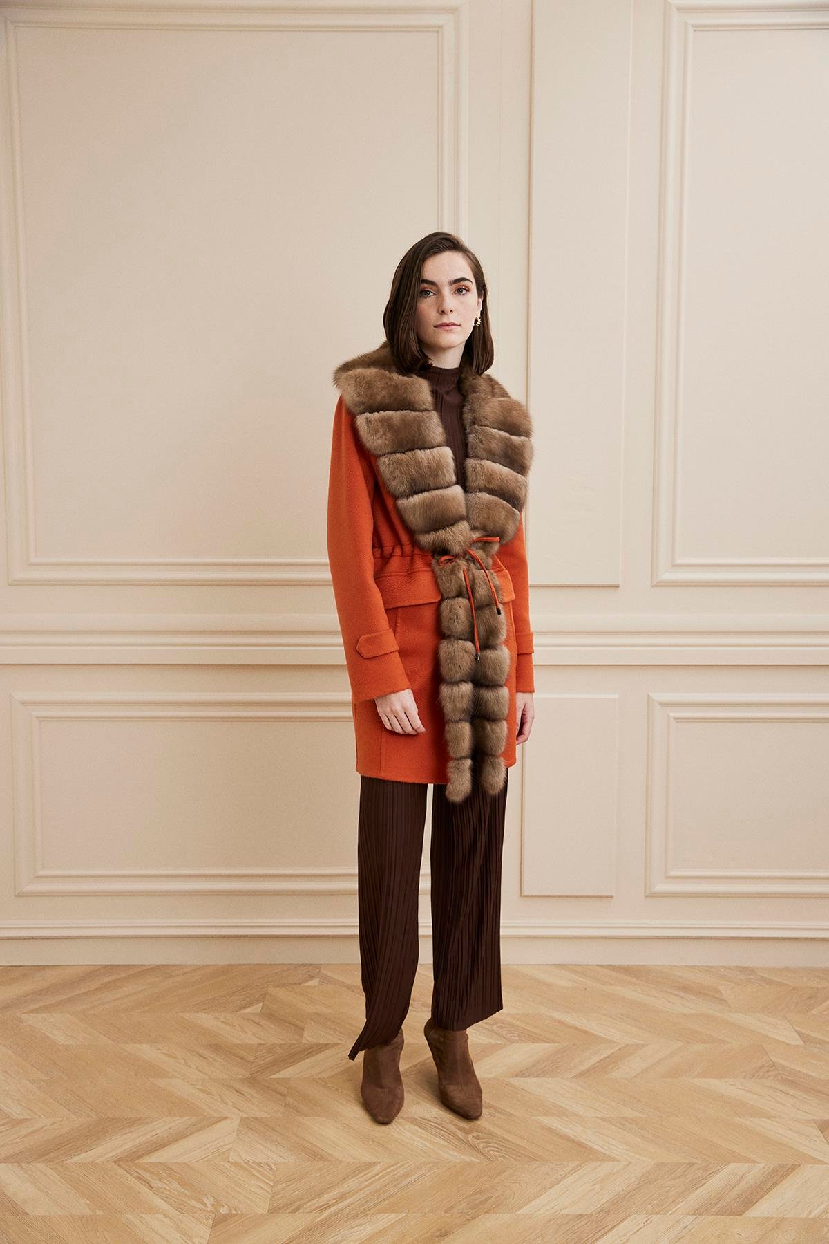 Shaky Women's Lanificio Colombo 100% Cashmere Fabric Short Coat With Sable Trimming Orange