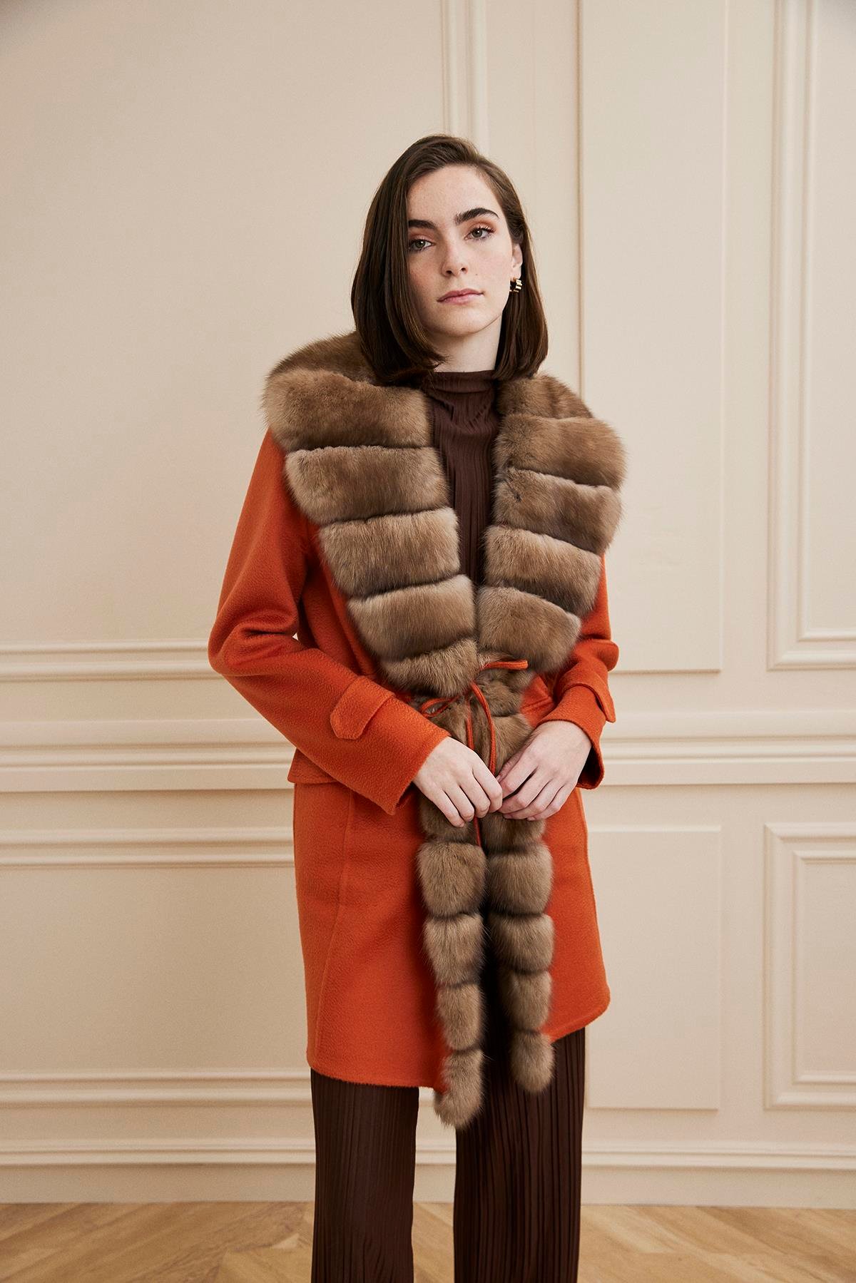 Shaky Women's Lanificio Colombo 100% Cashmere Fabric Short Coat With Sable Trimming Orange