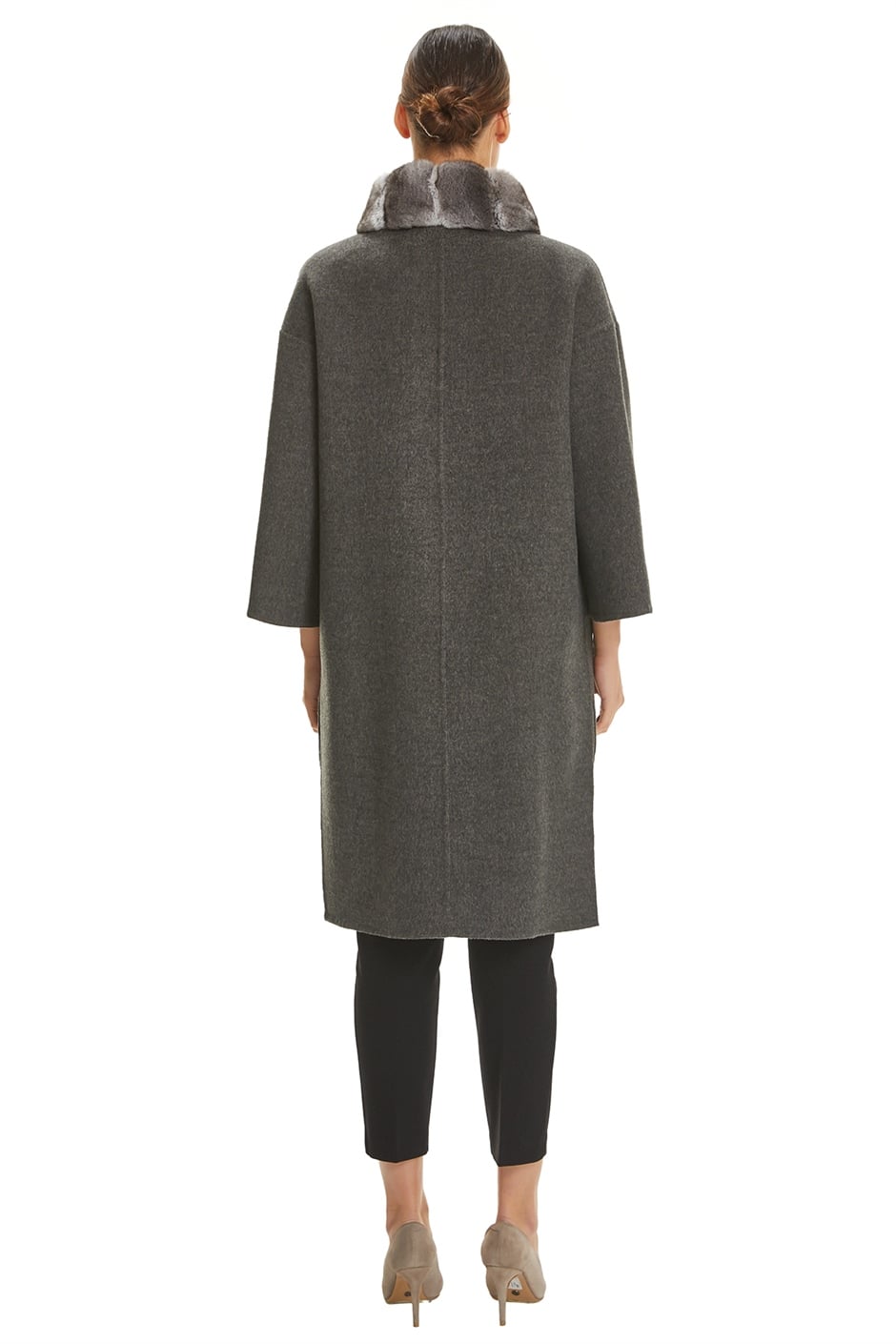 Shaky Women's Loro Piana 100% Wool Fabric Coat with Chinchilla trimming