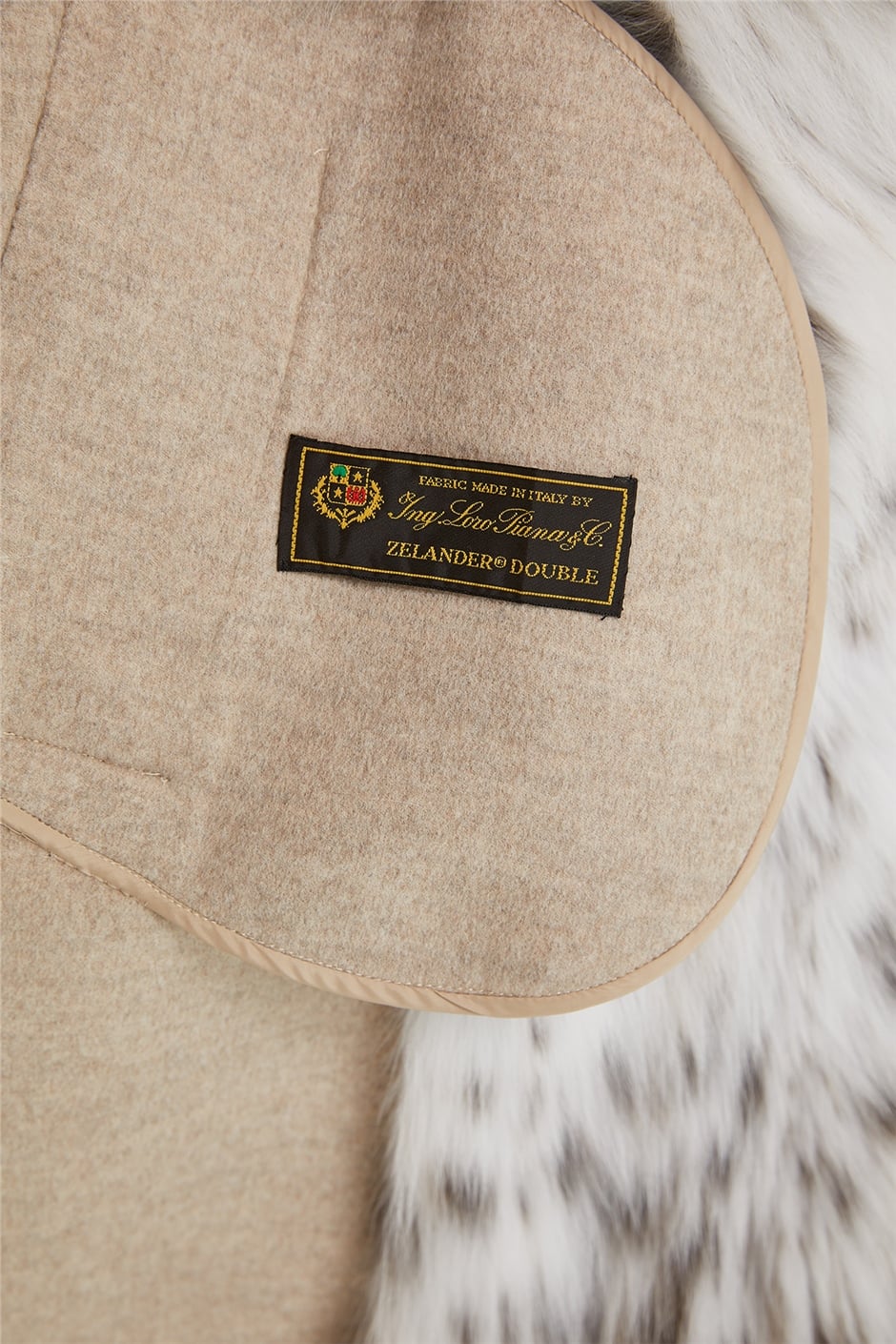 Shaky Women's Loro Piana 100% Wool Fabric Coat with Lynx trimming