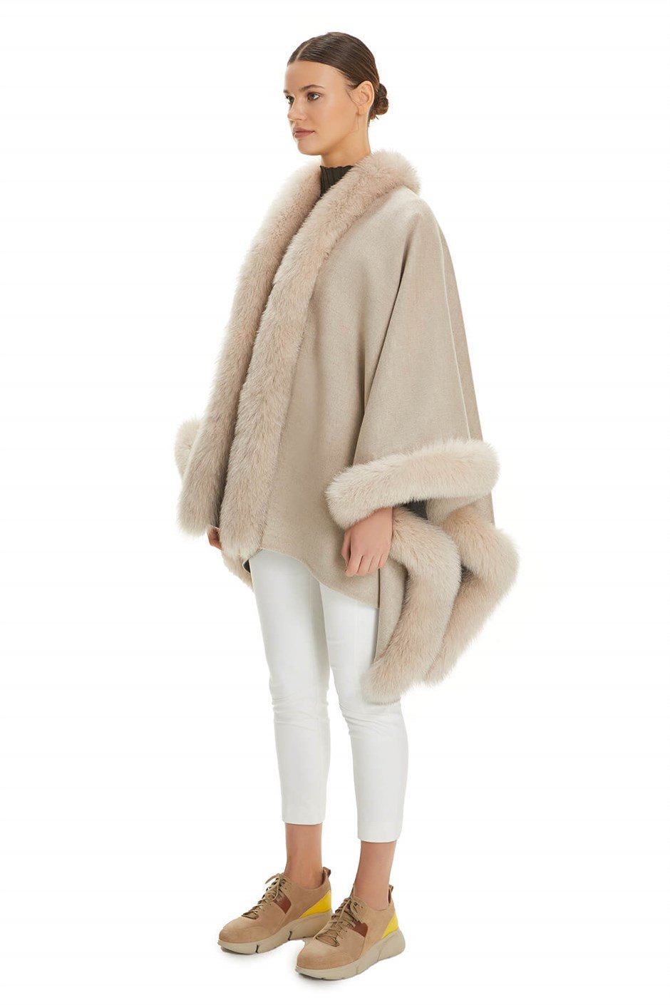 Shaky Women's Loro Piana 100% Wool Fabric Scarf with Fox trimming Beige/Grey