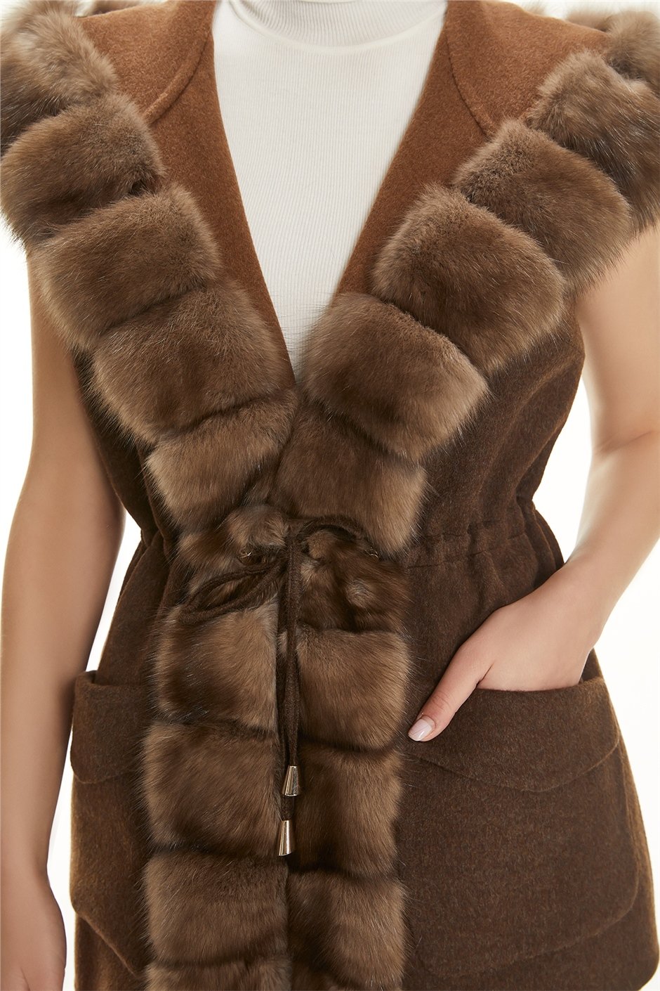 Shaky Women's Loro Piana 100% Wool Fabric Waistcoat with Sable trimming