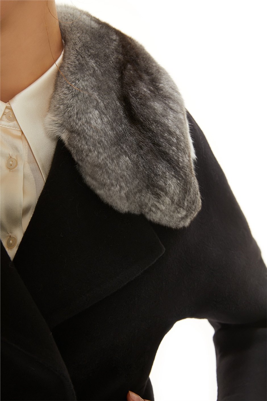 Shaky Women's Loro Piana 100% Wool Fabric Coat with Chinchilla trimming