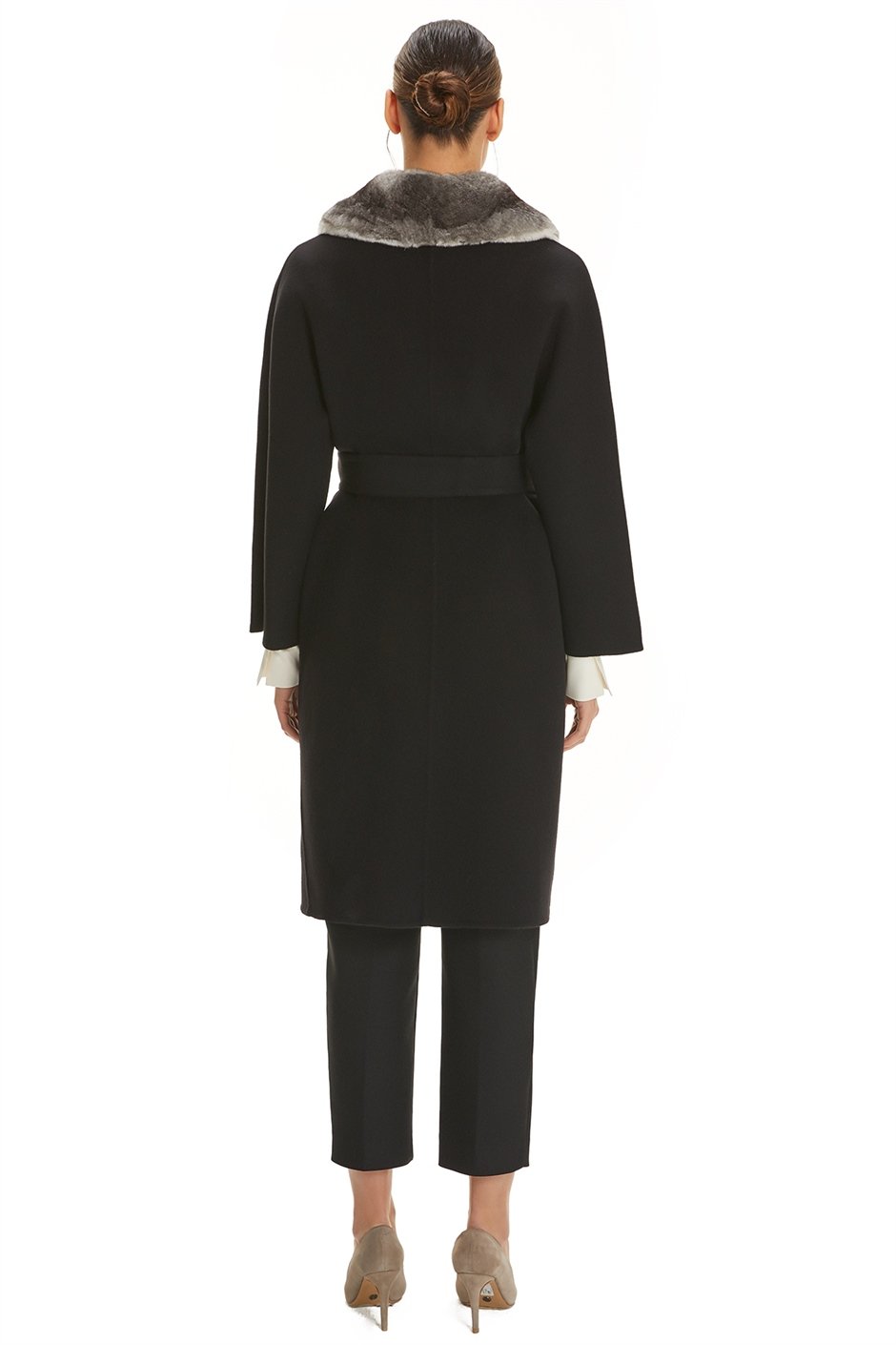 Shaky Women's Loro Piana 100% Wool Fabric Coat with Chinchilla trimming