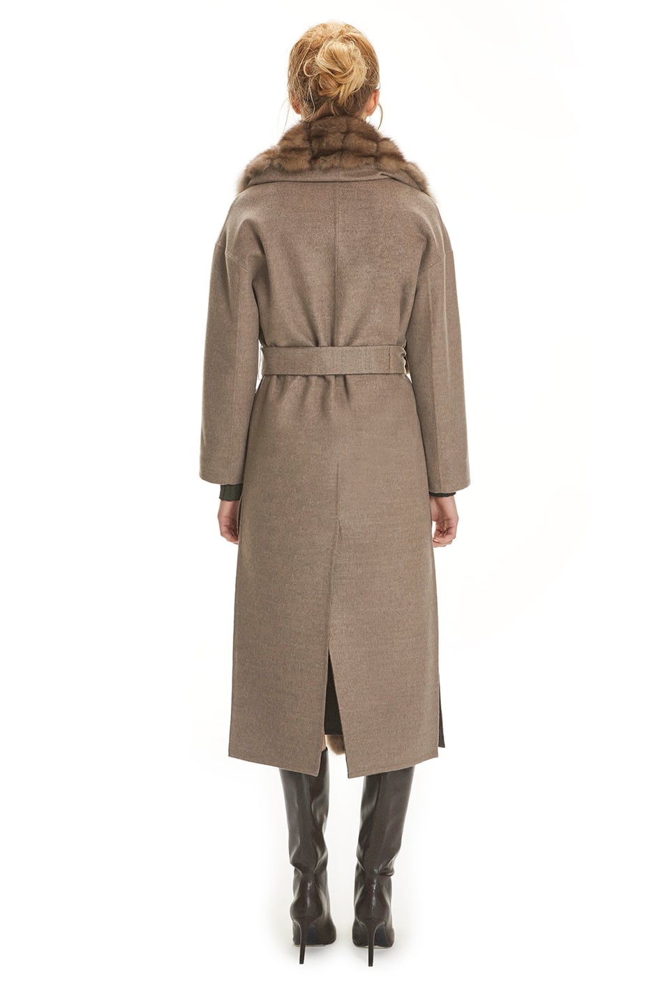 Shaky Women's Loro Piana 70% Wool 30% Cashmere Coat with Sable trimming