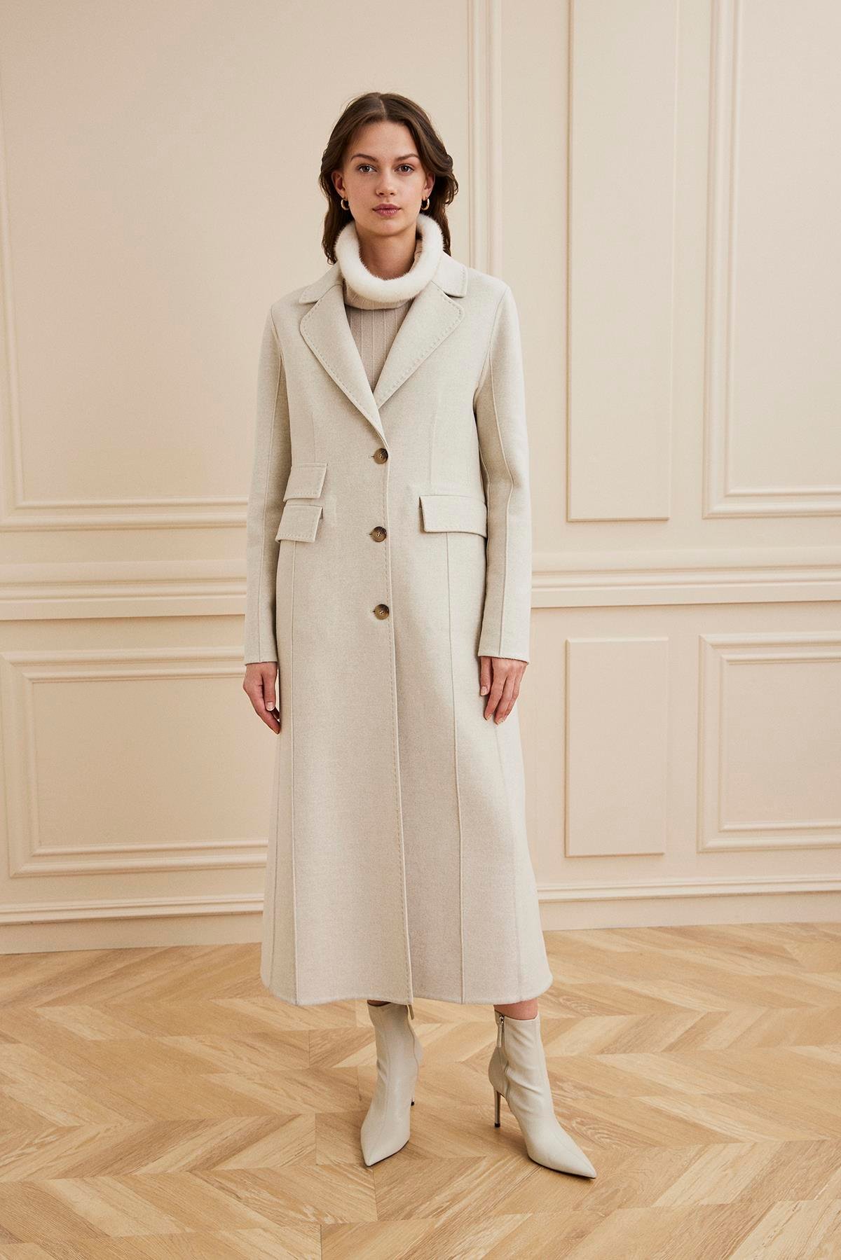Shaky Women's Loro Piana 90% Wool 10% Cashmere Fabric Coat Beige