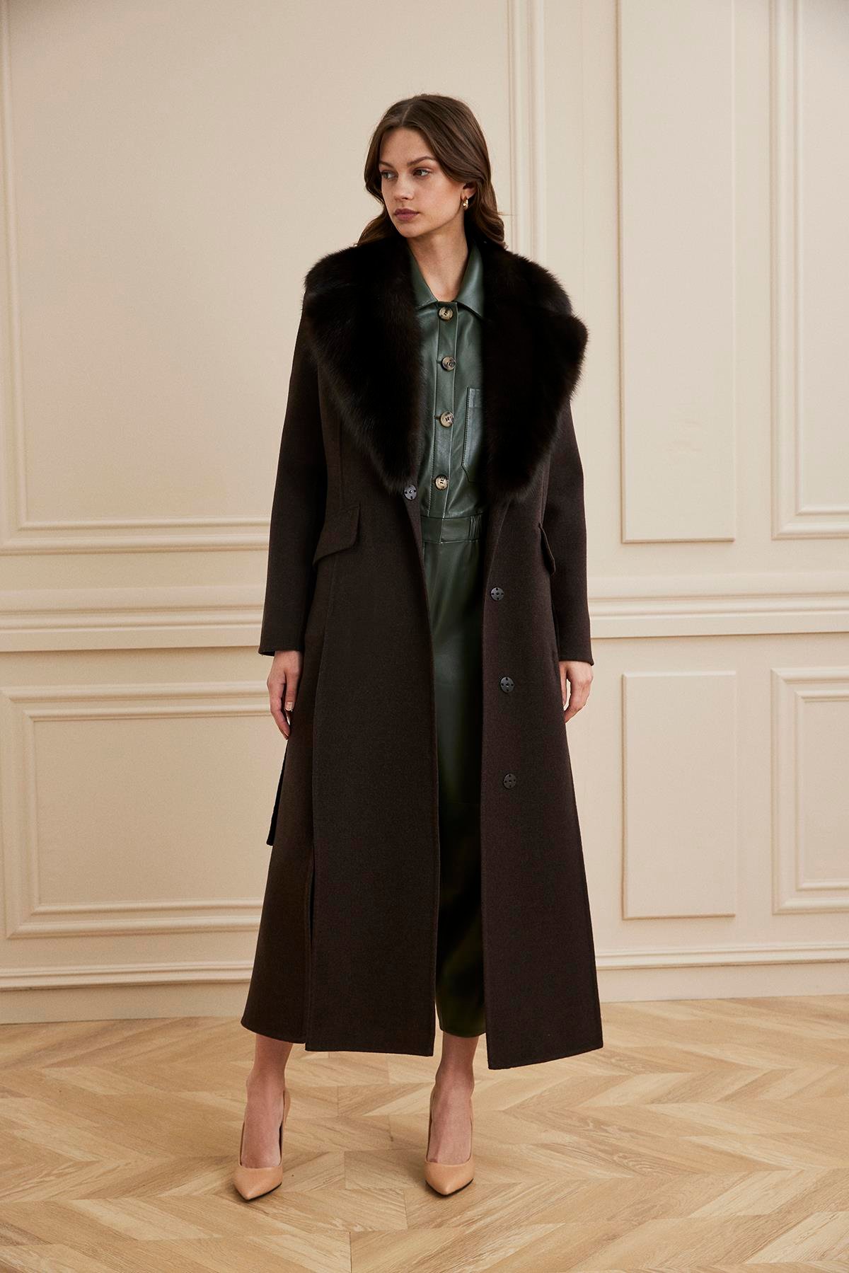 Shaky Women's Loro Piana 93% Wool 7% Cashmere Fabric Coat with Sable Trimming Dark Brown